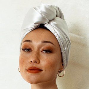 NWT Muaves White Satin Hair Wrap Turban